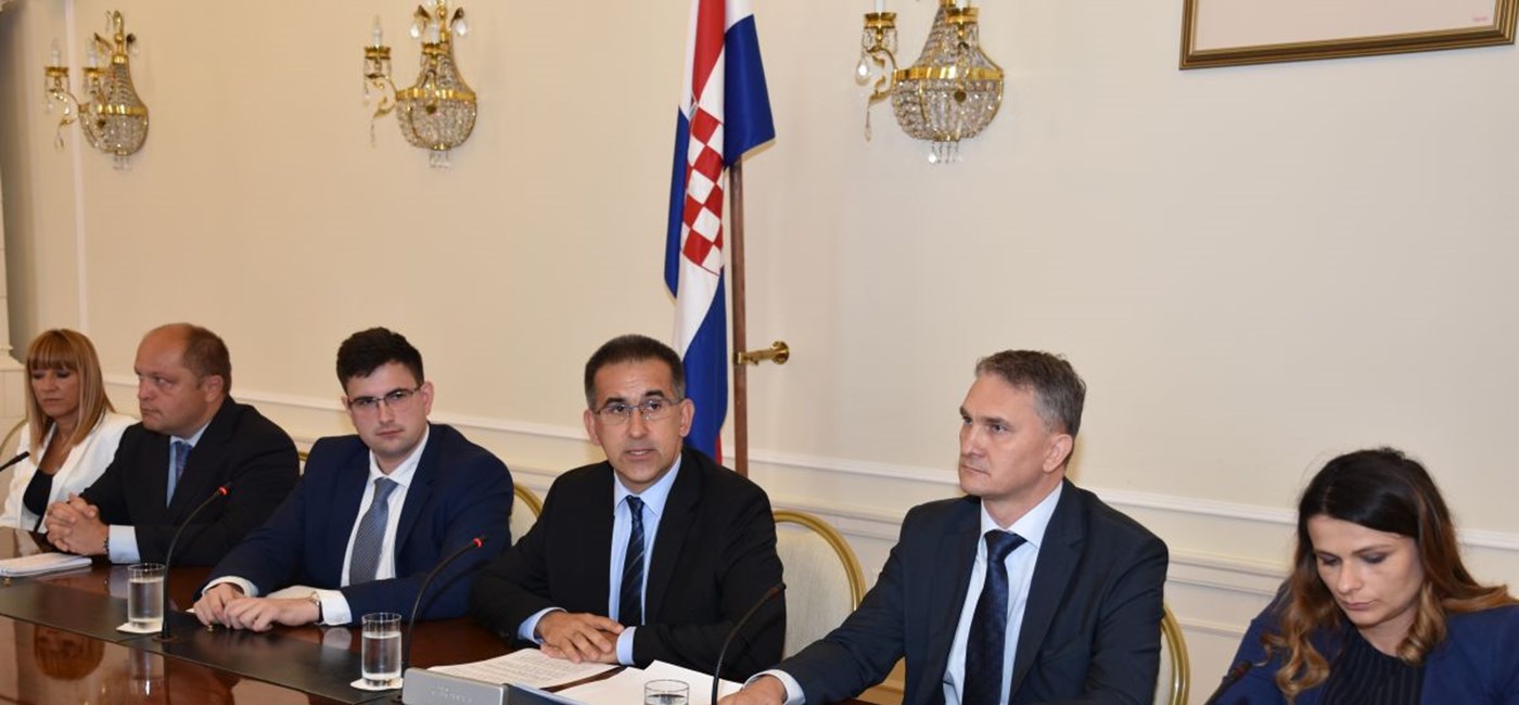 Primjenom novog Zakona deblokirano 50.695 građana, dug evidentiran u FINA-inom očevidniku smanjen za 50 milijardi kuna